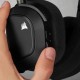 Fone de Ouvido Gamer Corsair RGB 116 db Surround 7.1